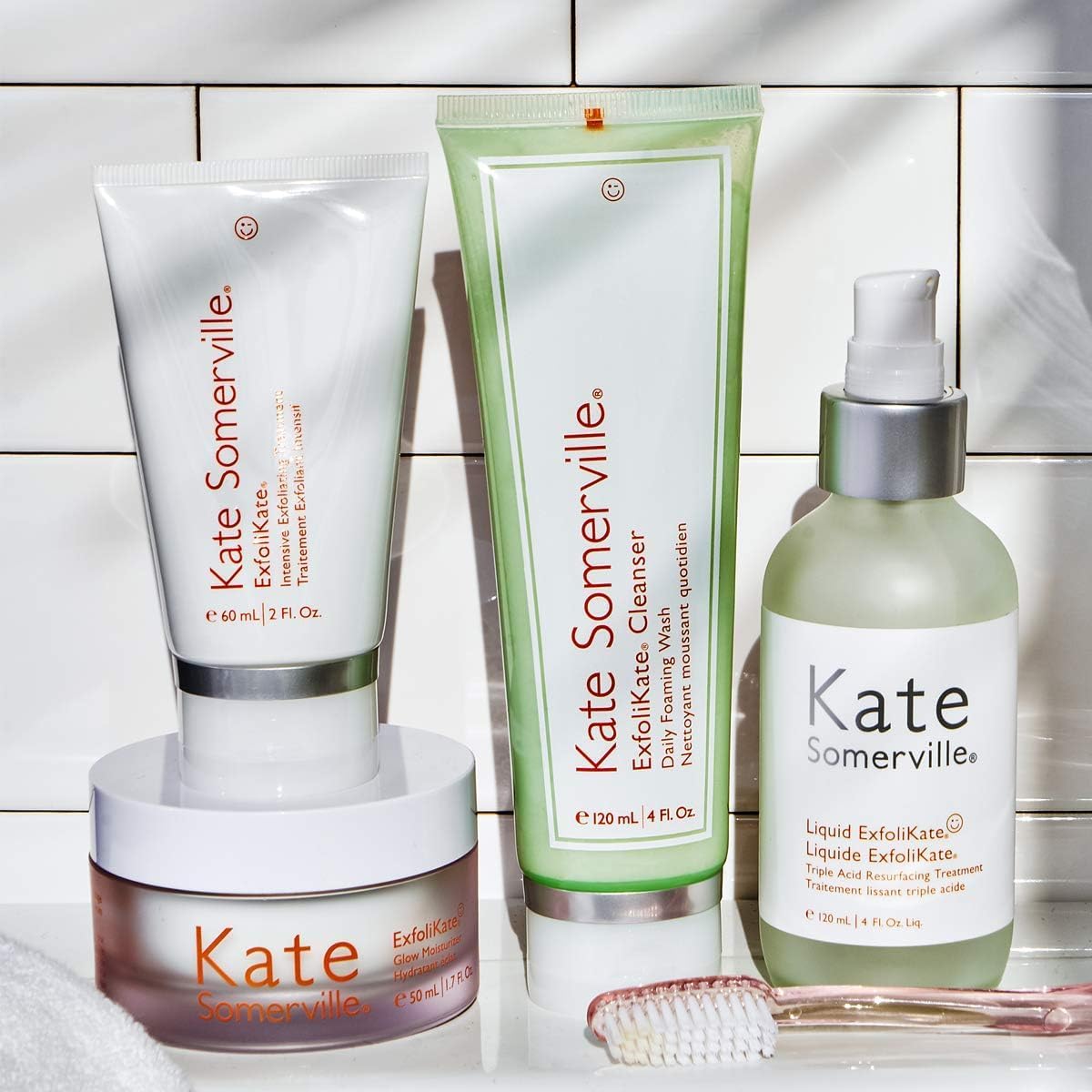Kate Somerville ExfoliKate Cleanser Daily Foaming Wash - Facial Cleanser (4.0 Fl. Oz.)
